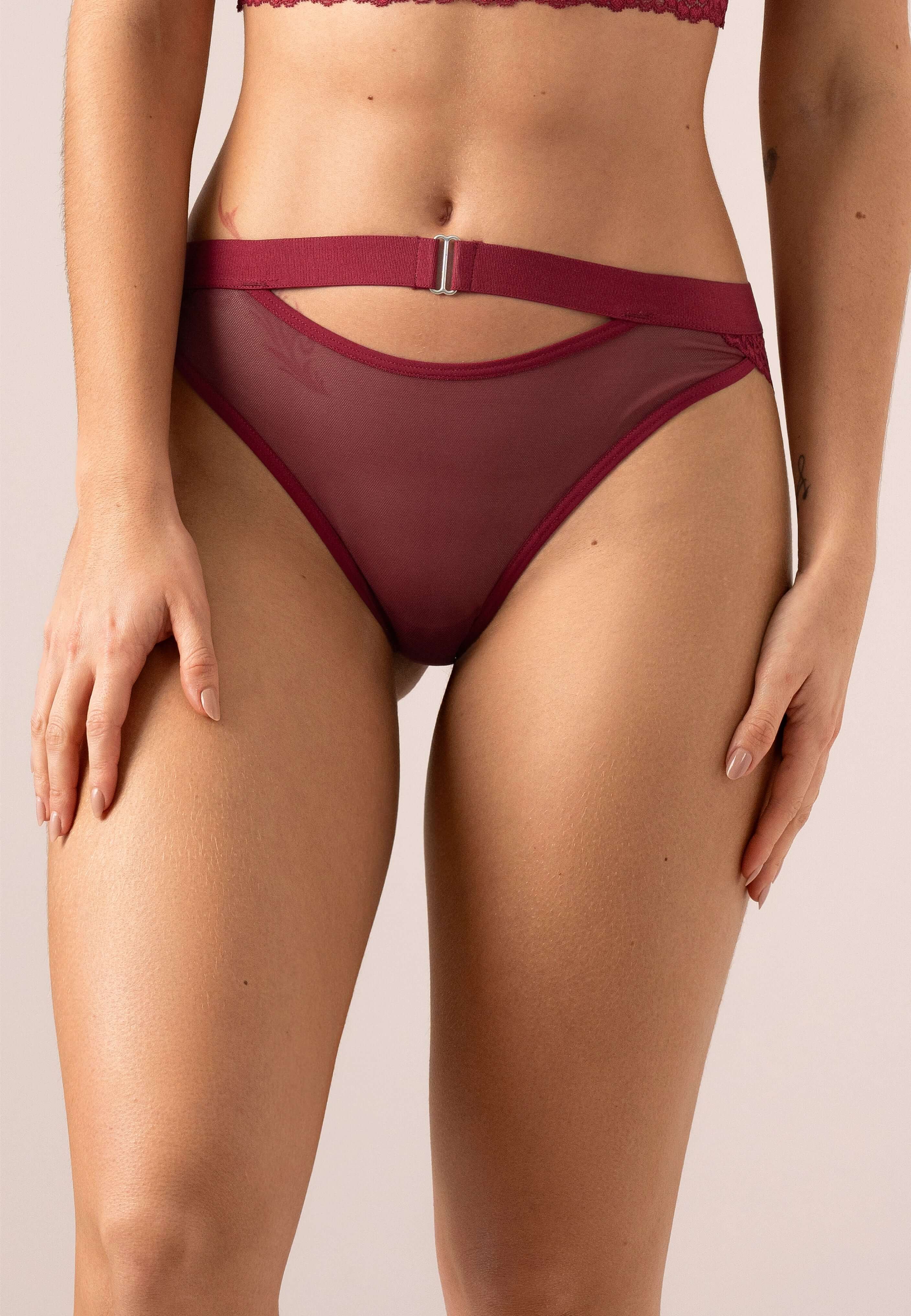 Panty Briana