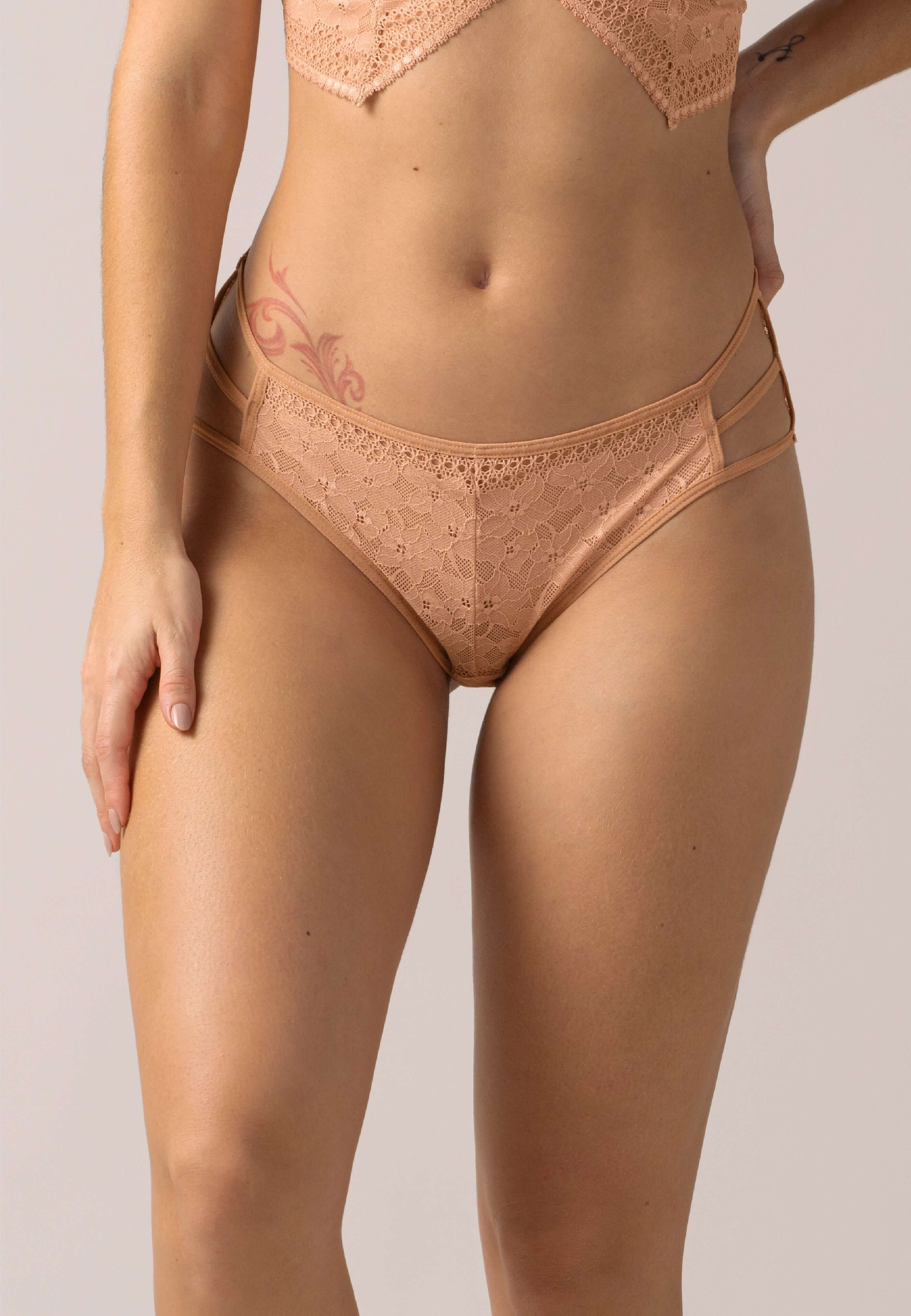 Panty Laurel - Image 3